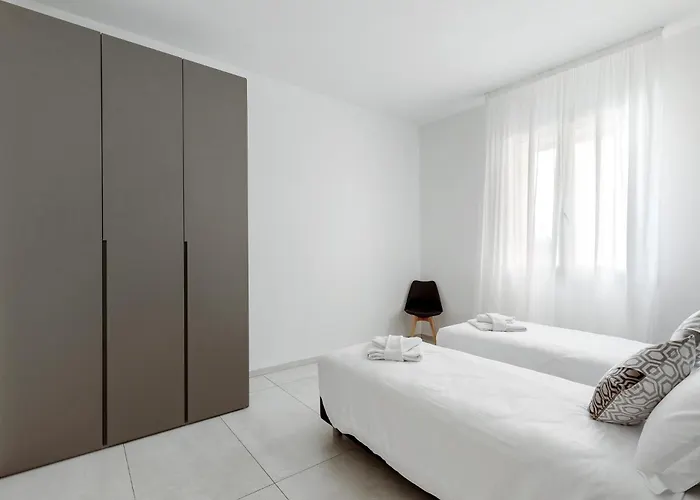 Le Dodici Porte - Porta Lame 5 By District * بولونيا