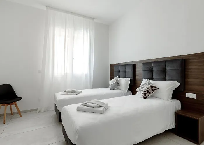 Le Dodici Porte - Porta Lame 5 By District *