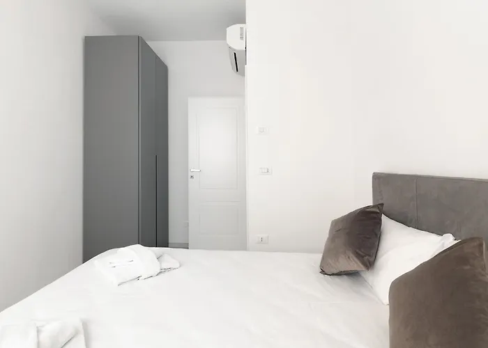 Le Dodici Porte - Porta Lame 5 By District بولونيا