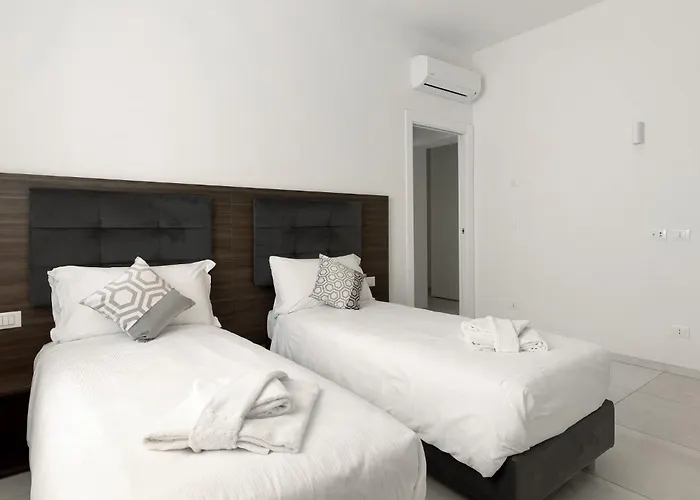 Le Dodici Porte - Porta Lame 5 By District شقة