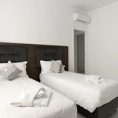 Le Dodici Porte - Porta Lame 5 By District Appartement